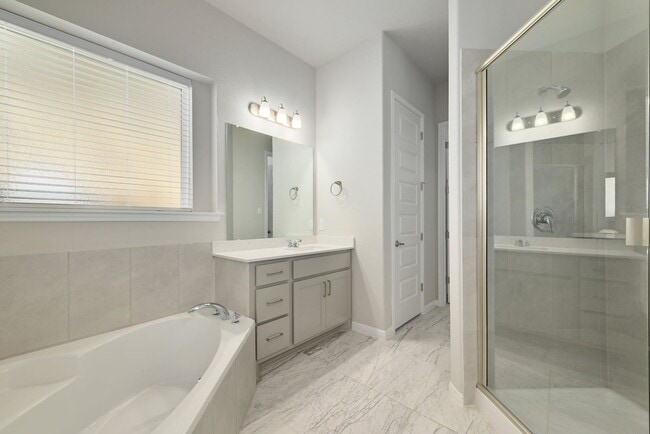 Building Photo - 3820 Brushy Creek Rd