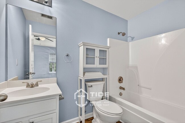 Building Photo - Townhome Living on Daniel Island