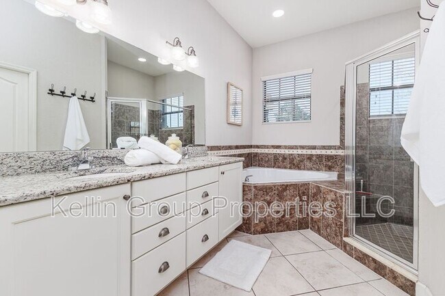 Building Photo - 1455 Silver Leaf Dr