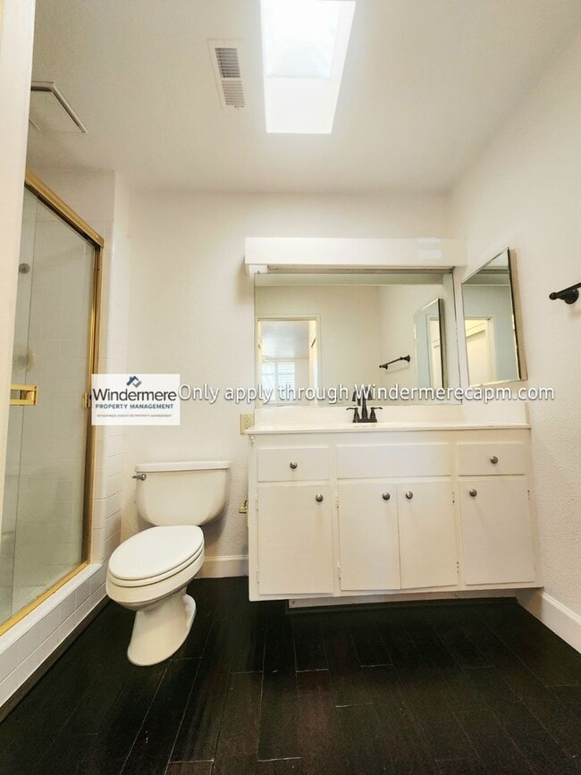 Building Photo - Halfplex Gem at River College Square- Available Now!