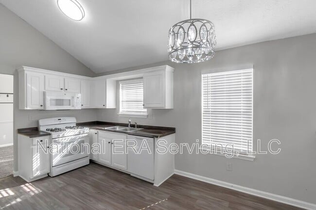 Building Photo - 481 Harvick Cir