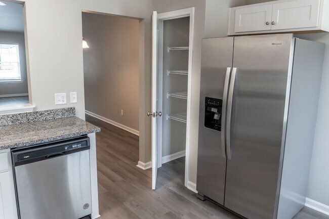 Building Photo - 1039 Wadley Cir