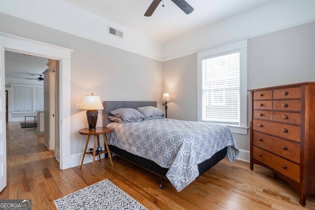 Building Photo - 828 Ponce De Leon Pl NE