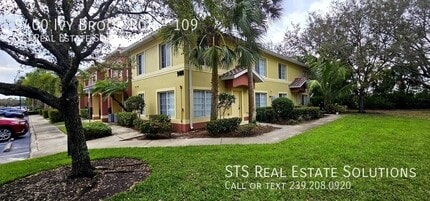 Building Photo - 9400 Ivy Brook Run