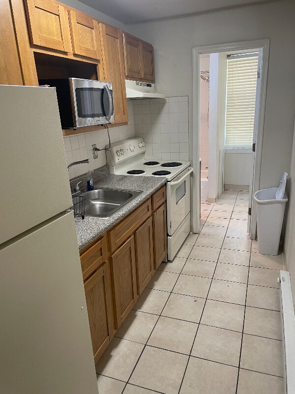 Building Photo - 6630 Dorel St