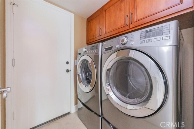 Building Photo - 24772 Oxford Dr