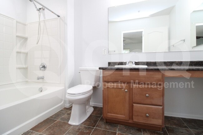 Building Photo - 8147 W Lynwood St