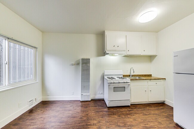 Floorplan - 2000 Linden