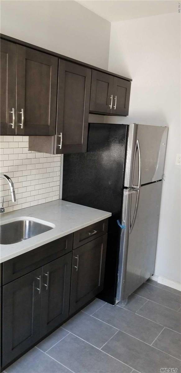 Building Photo - 1667 Sterling Pl