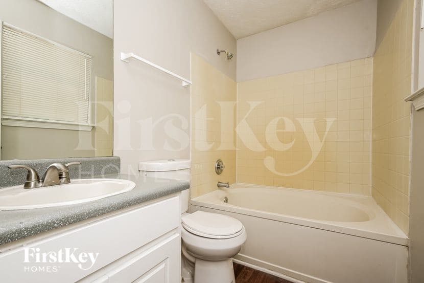 Building Photo - 3827 Monarch Ct