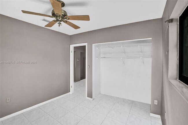 Building Photo - 28640 SW 146th Ave