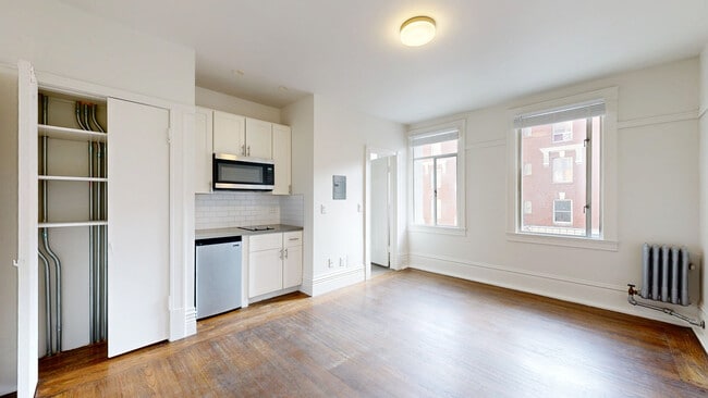 Primary Photo - 422 Ellis St