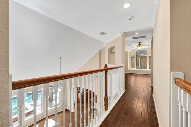 Building Photo - 21327 Pennshore Ln