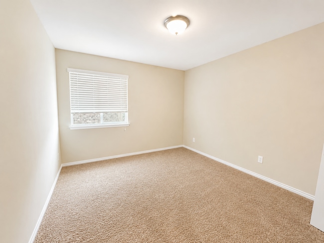 Building Photo - AVAILABLE JUNE 22; APPLY TODAY ON OUR WEBSITE!!!
