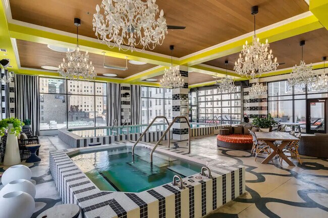 Building Photo - 309 Vine St