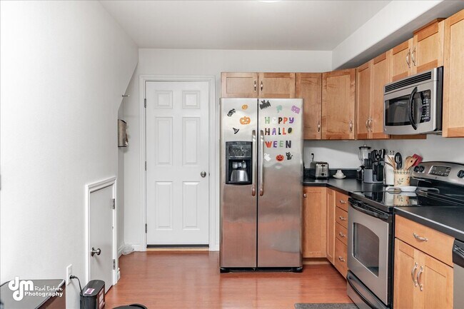 Building Photo - 299 Skwentna Dr