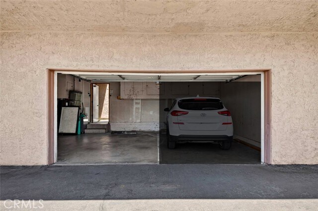 Building Photo - 901 N Citrus Dr