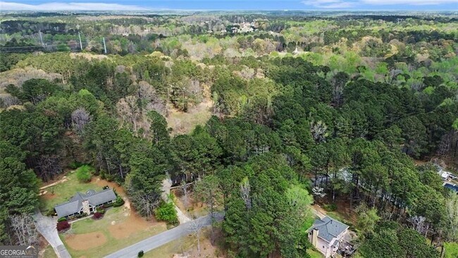 Building Photo - 175 Woodsong Dr