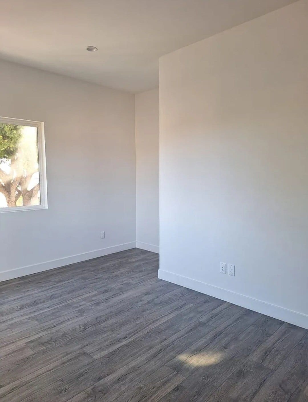 Building Photo - 6513a Florence Pl