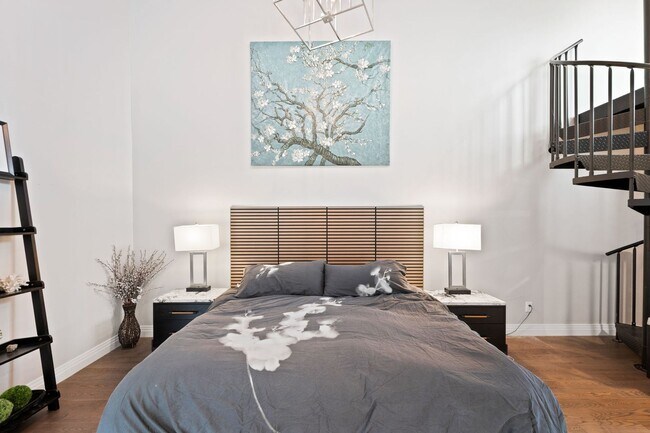 Building Photo - Luxury 4BD, 6BA Cherry Creek Home with 4 Outdoor Spaces