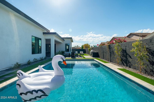 Building Photo - 13696 N 88th Pl