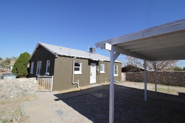 Building Photo - 3200 Richmond Ave