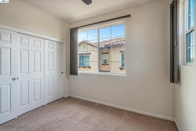 Building Photo - 1139 Genco Terrace