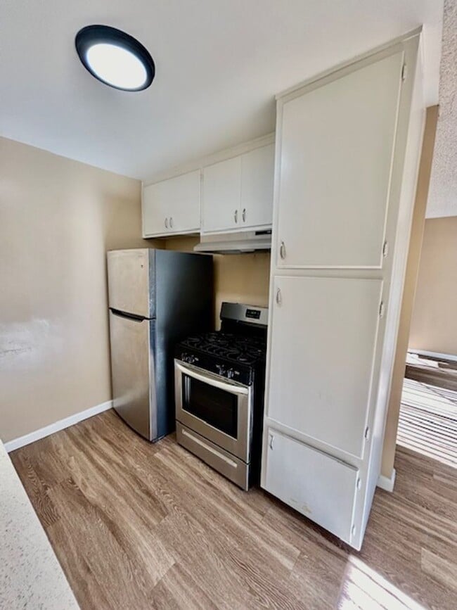 Building Photo - 1 Bedroom 1 Bath