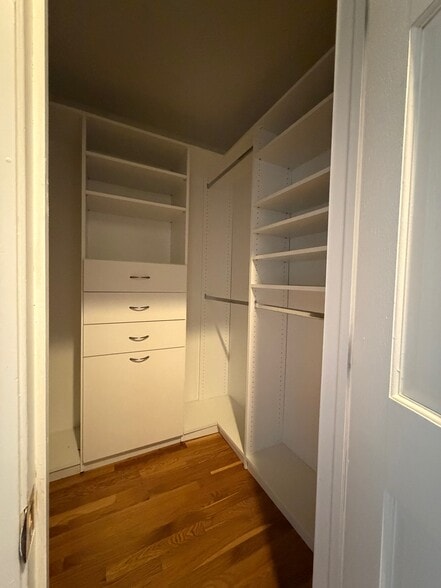 Building Photo - 1091 Harrison Ave