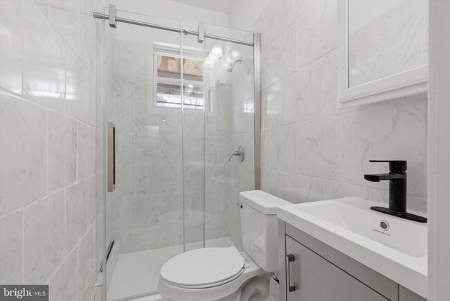 Building Photo - 3126 Remington Ave