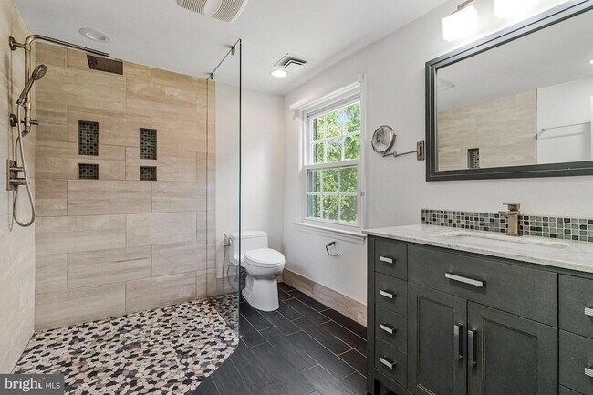 Building Photo - 4203 Pickering Pl
