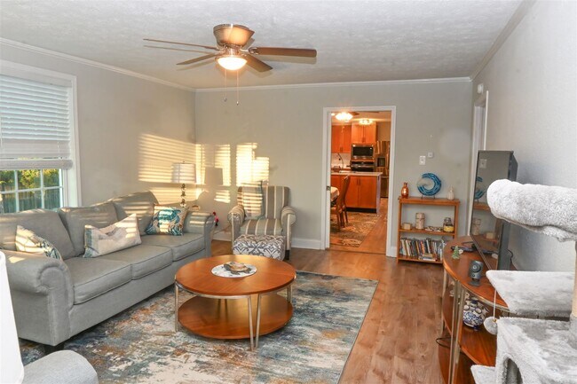 Building Photo - 4203 Anglin Rd