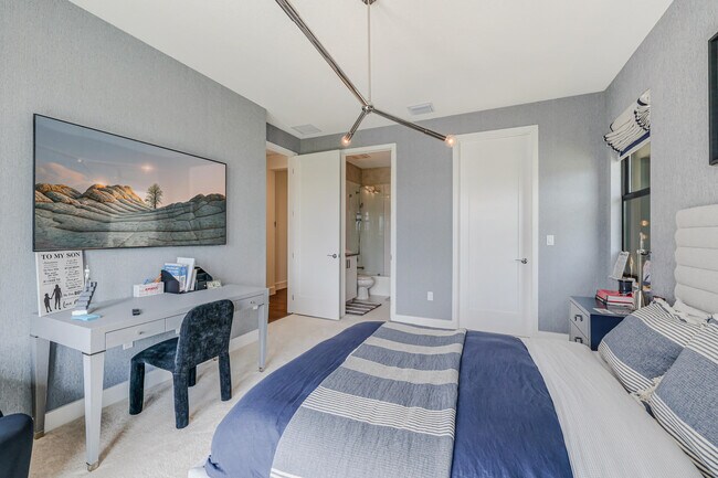 Building Photo - 8283 Royal County Down Rd