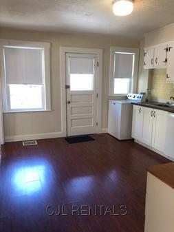 Building Photo - 2 bedroom in WALTHAM MA 02453