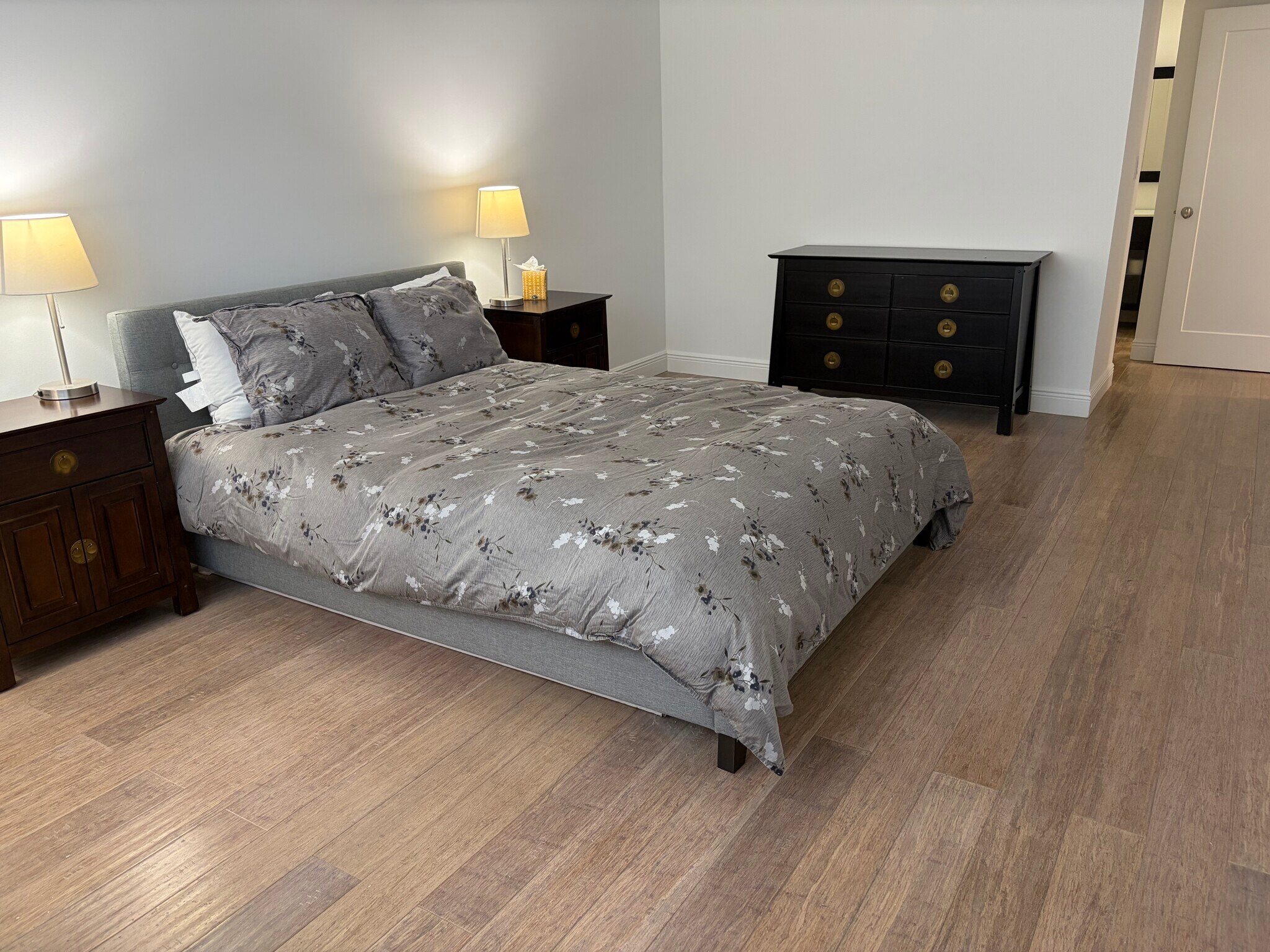 Master Bedroom - 3540 S Ocean Blvd