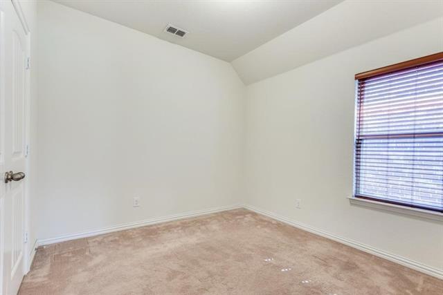 Building Photo - 1013 Bird Creek Dr
