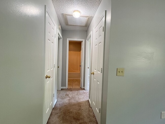 Building Photo - AVAILABLE NOVEMBER [SMALL PETS ONLY]