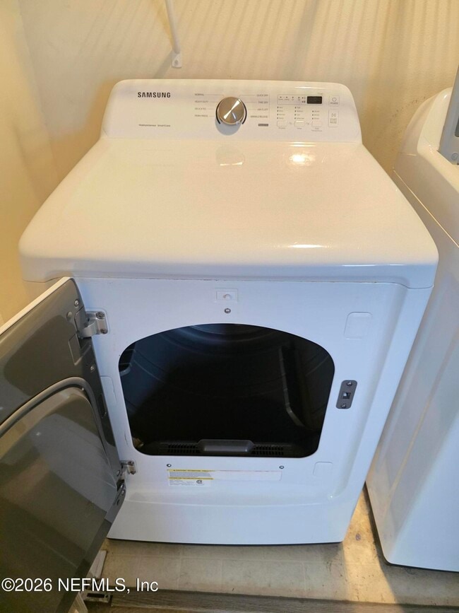 Building Photo - 104 Crete Ct