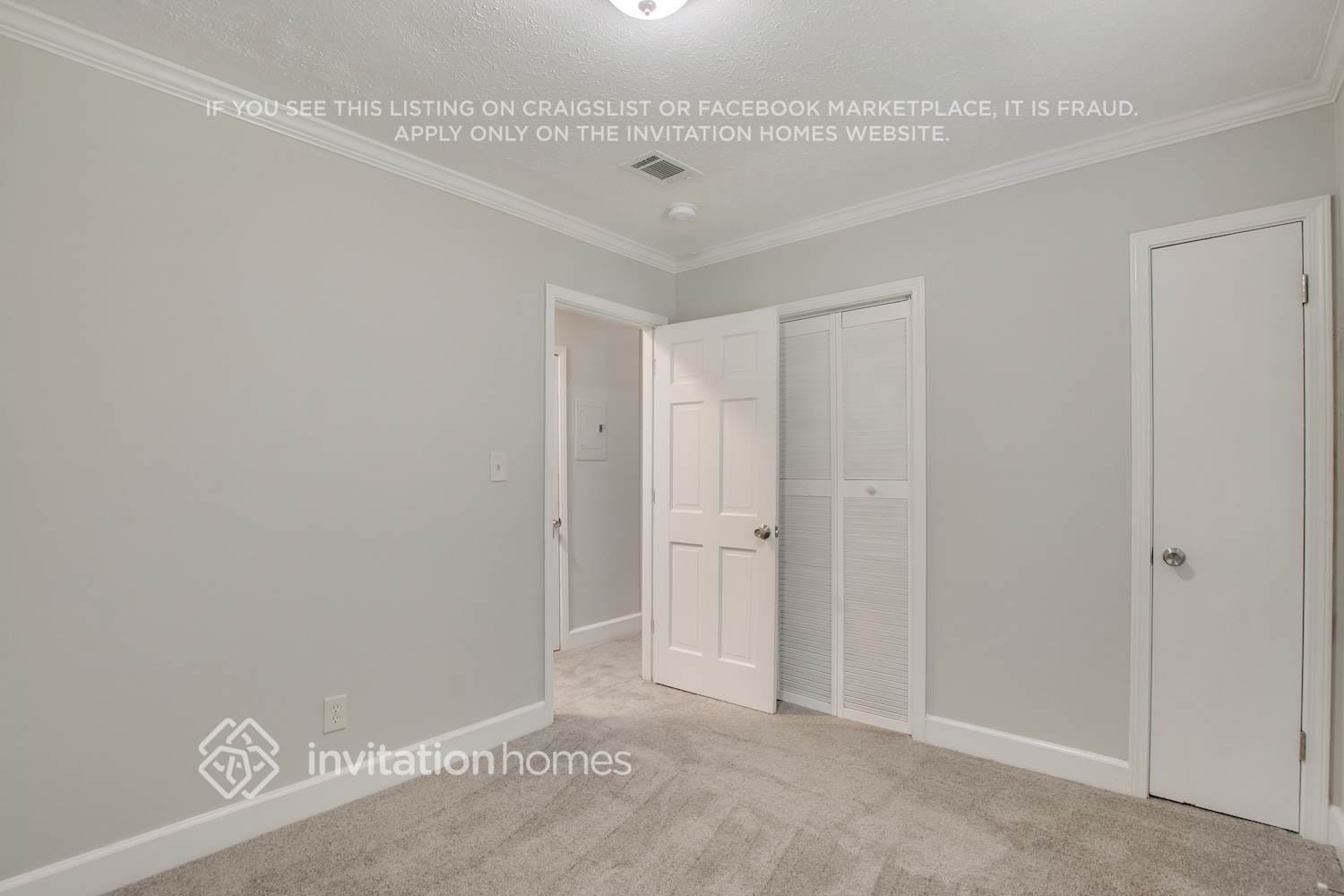 Building Photo - 3552 Meadowview Dr