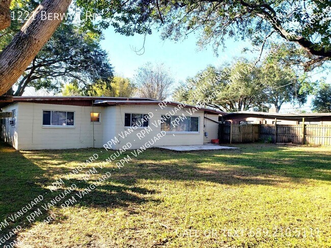 Building Photo - 1221 Berwyn Rd