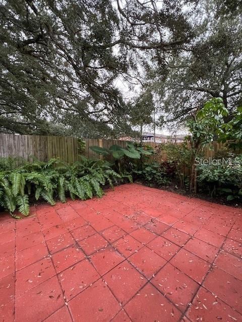 Building Photo - 411 Poplar Ct