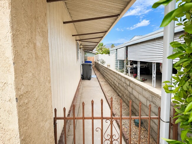 Building Photo - 73297 Highland Springs Dr