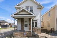 Building Photo - Modernized 3-Bedroom w/ New Furnace