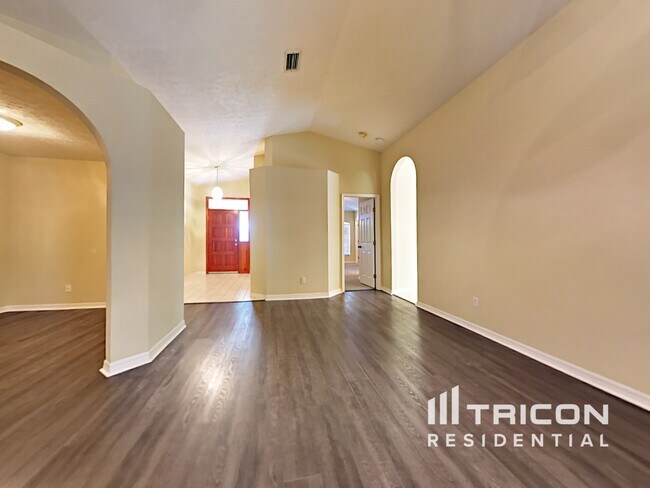 Building Photo - 11302 Andy Dr