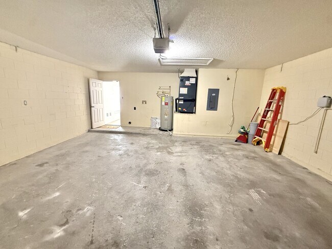 Building Photo - 2429 Ruddenstone Way