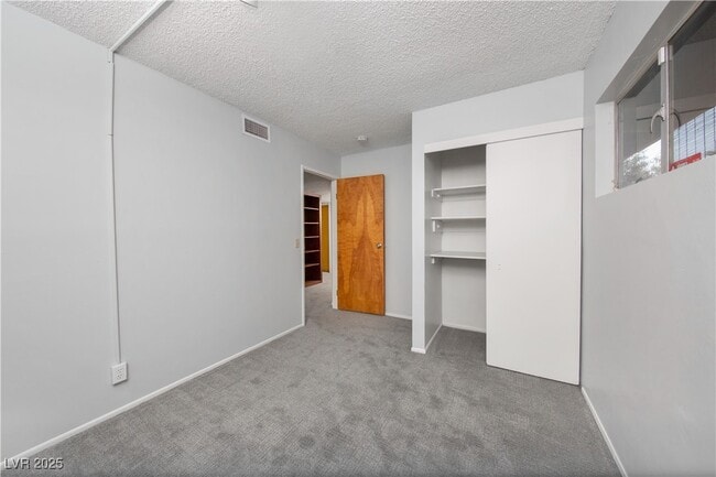 Building Photo - 1608 Houssels Ave