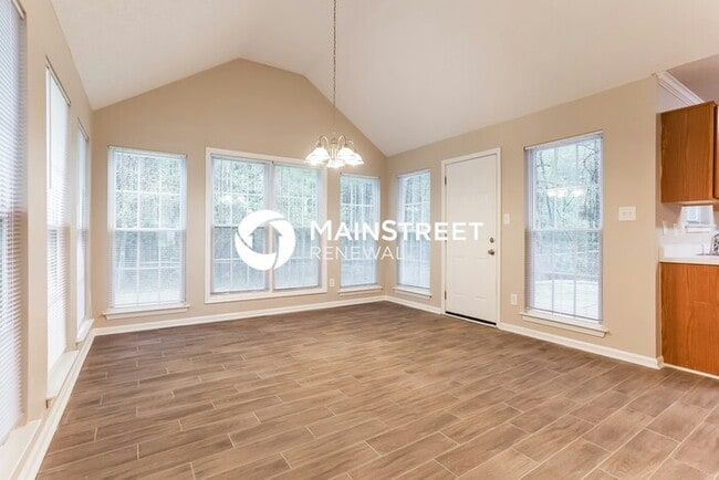 Building Photo - 3 Bedroom Pet-Friendly Home in SHARPSBURG,...