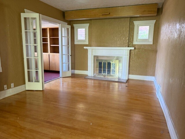 Building Photo - 473 Boulevard