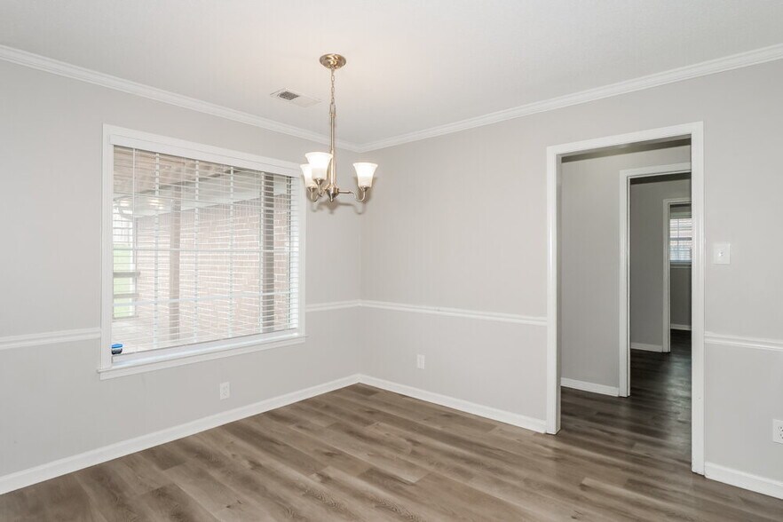 Building Photo - 4793 Narcissus Dr