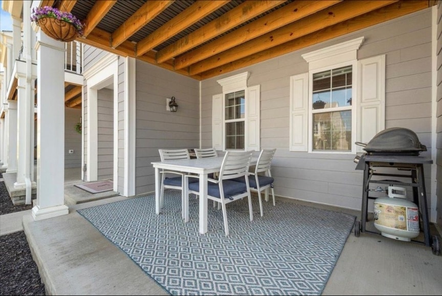 Building Photo - 2131 Westcott Ln